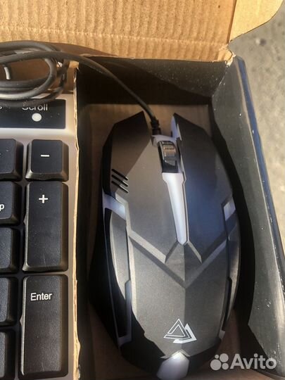 Клавиатура с подсветкой