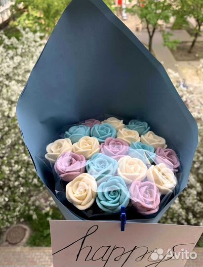 Сладкий подарок девушке