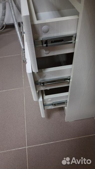 Компьютерный стол Тиффани с надставкой