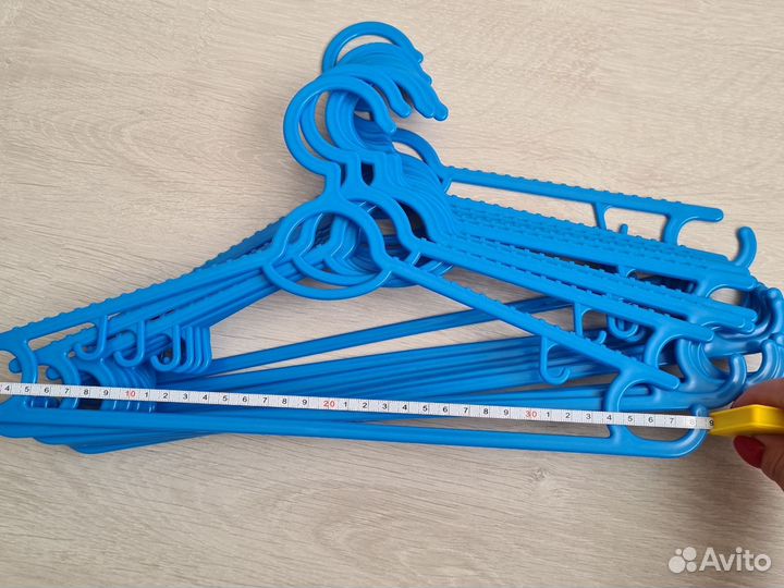 Вешалки плечики