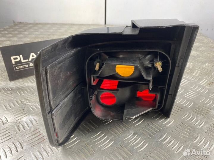 Стоп-сигнал задний правый Volkswagen Passat B3