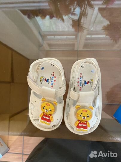 Сандали детские 19 размер
