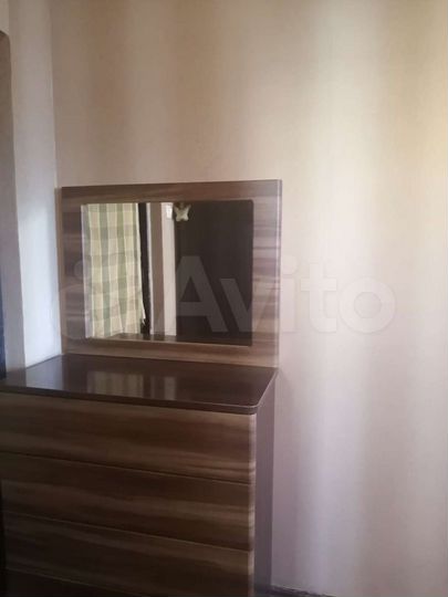 2-к. квартира, 52 м², 2/10 эт.