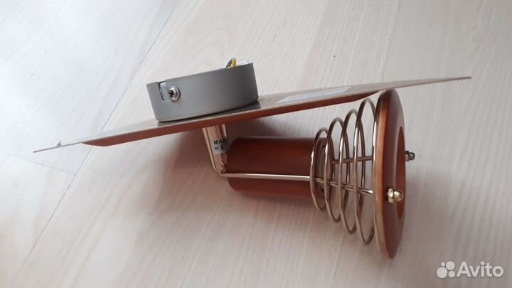 Светильники встраиваемые