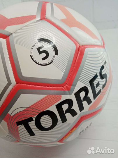 Футбольный мяч