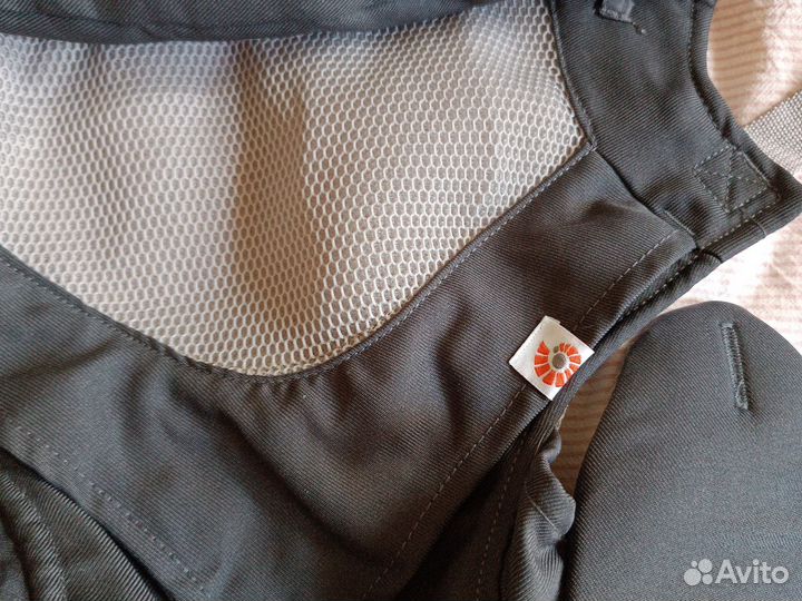 Эргорюкзак Ergobaby 360 Cool Air Carbon Grey