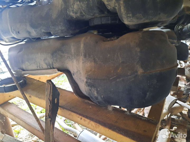 Бензобак honda crv 3 C-RV3 crv3