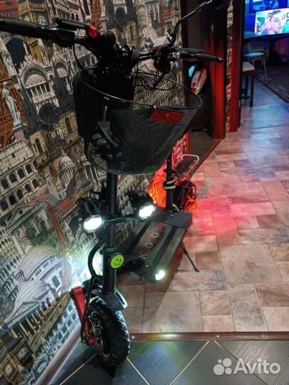 Электронный самокат бу