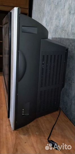 LG Multiplex 72 (TV; DVD; VHS) 3 в 1-м