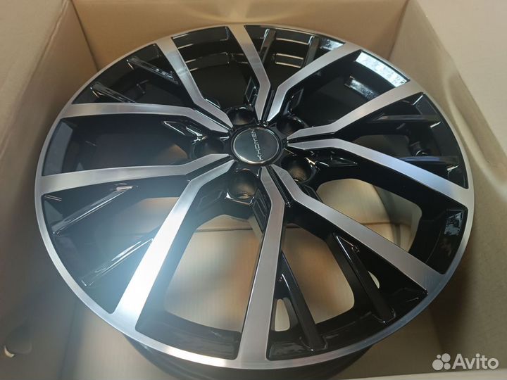 Диски R18 5x114,3 et37 d 66,5 Khomen Wheels KHW180