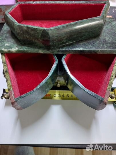 Шкатулка комод из уральских камней Челябинск