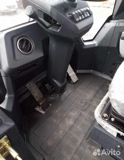 Фронтальный погрузчик LiuGong 835H, 2023