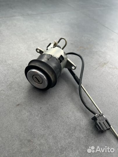 Замок багажника audi a6 c4