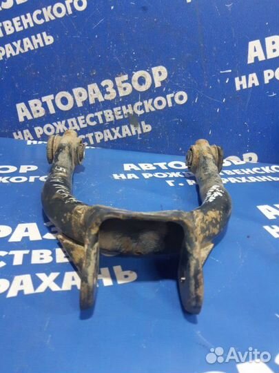 Рычаг задний поперечный Audi A6C5 седан 2000