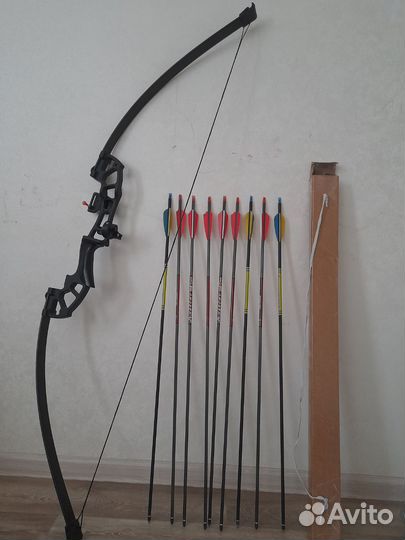 Лук для стрельбы и стрелы