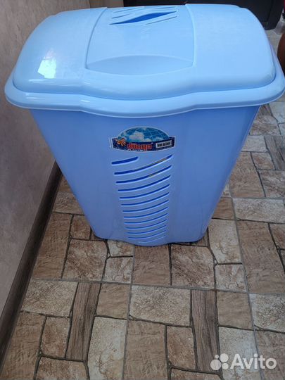 Корзина из пластика для белья бу