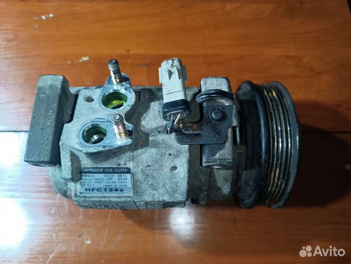 022110 Компрессор кондиционера Chrysler Grand Voya