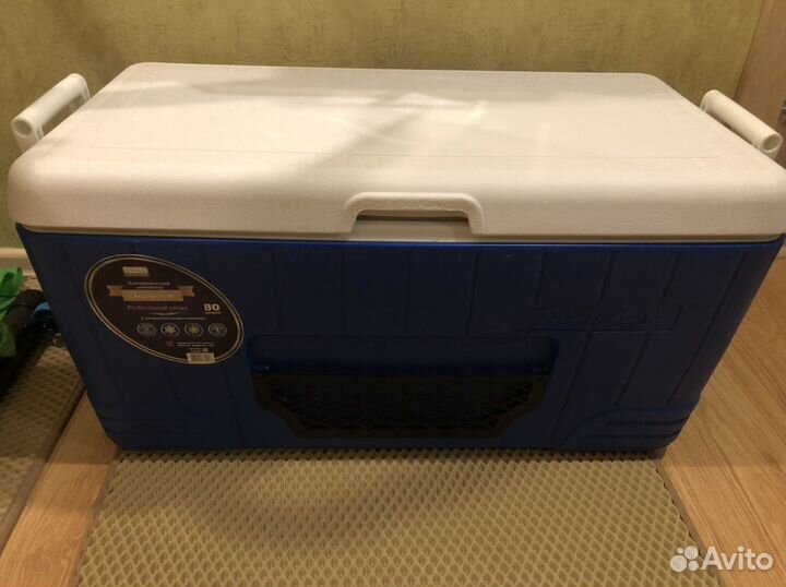 Изотермический контейнер (термобокс) camping world