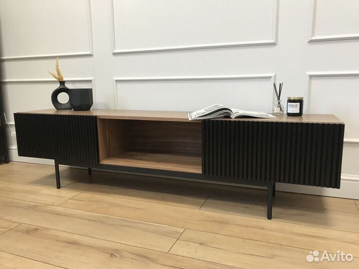 Тумба под тв Walnut