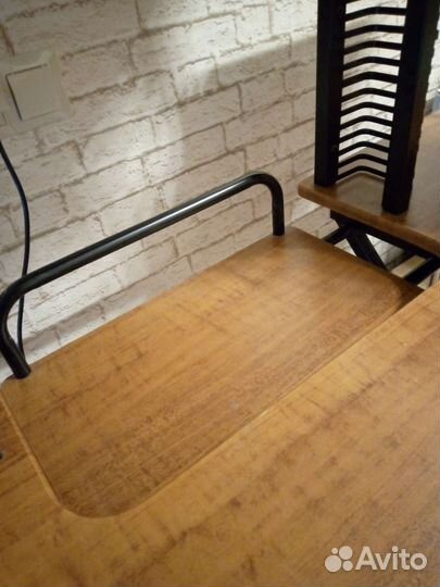 Компьютерный стол