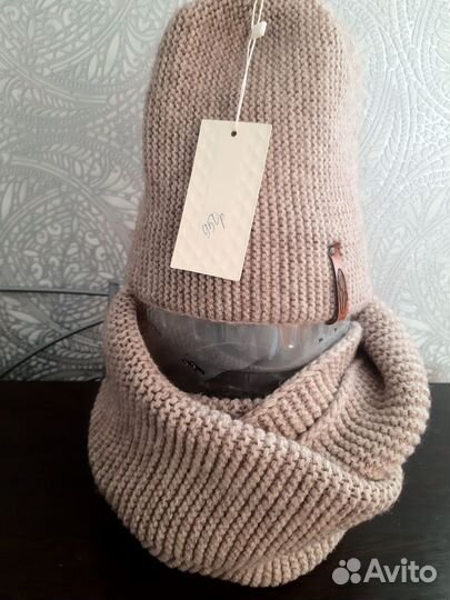 Шапка женская вязаная со снудом