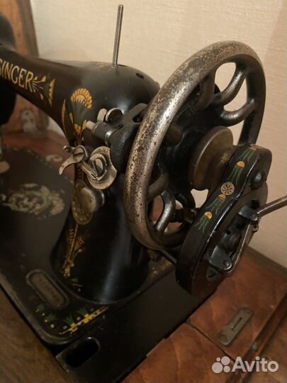 Швейная машинка зингер ножная