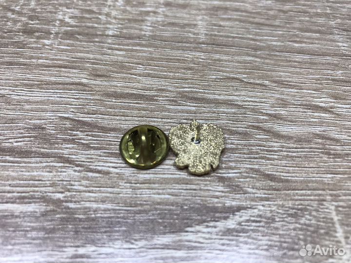 Б.836 Фрачный значок