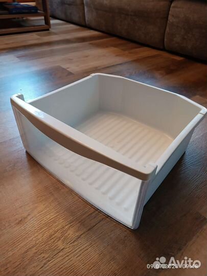 Ящик для узкого холодильника Samsung