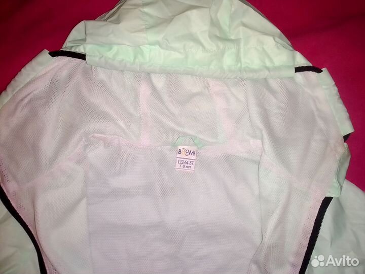 Ветровка на девочку 7-8лет