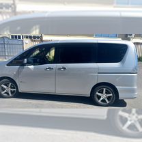 Nissan Serena 2.0 CVT, 2013, 155 000 км, с пробегом, цена 1 400 000 руб.