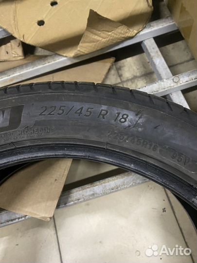 Michelin Primacy 4 225/45 R18 95V