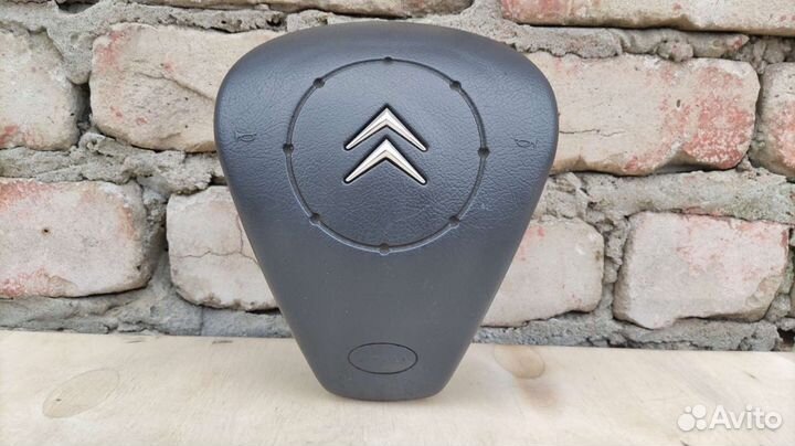 Подушка безопасности водителя Ситроен С3