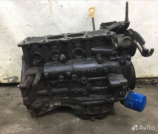 Б/У Б/У Блок цилиндров 2110038106 Hyundai-KIA