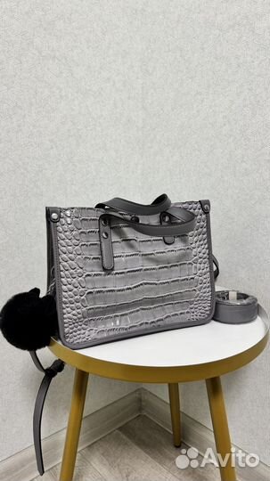 Сумка женская новая через плечо