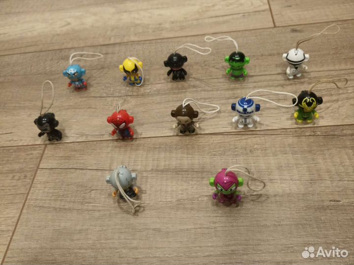 Игрушки из киндера marvel, star wars
