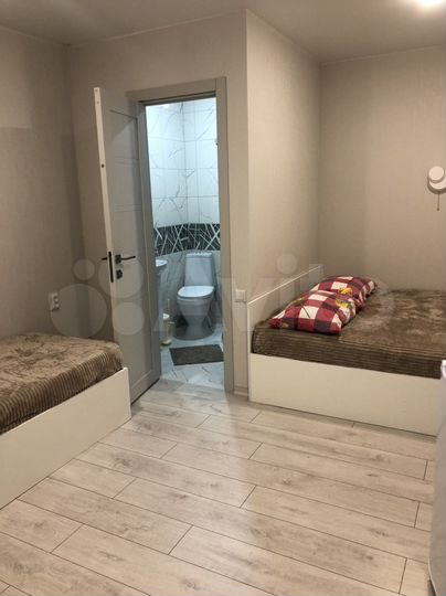 Дом 25 м² на участке 1 сот.