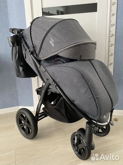 Прогулочная коляска bubago cross