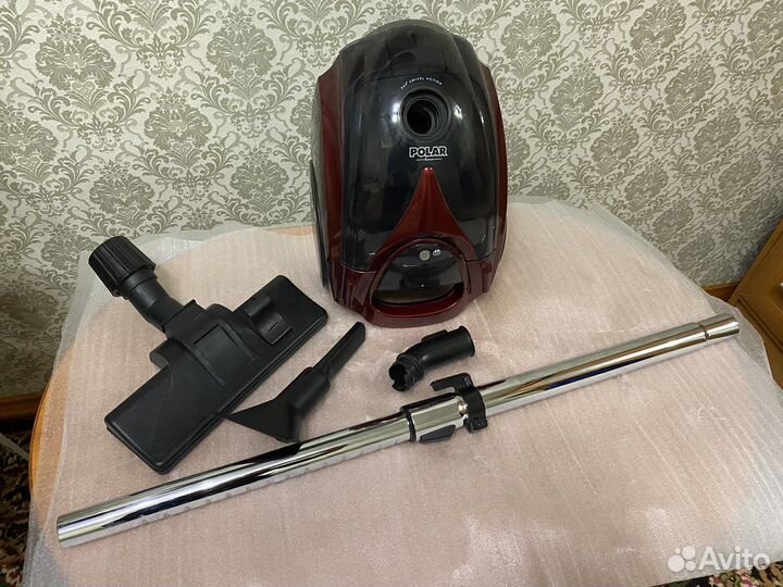 Пылесос Polar VC 1407