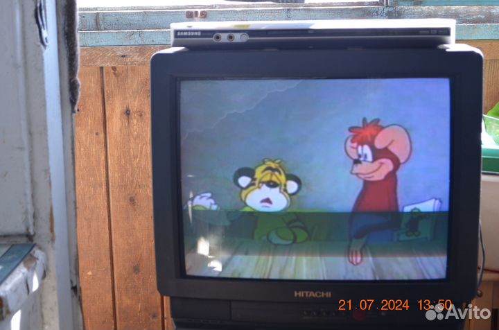 DVD плейер LG с телевизором