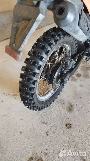 Колёса шипованные зима для мотоцикла