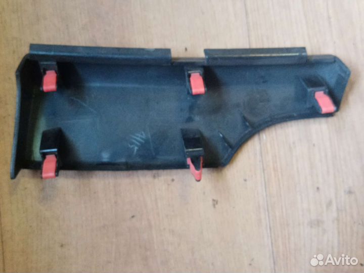 Накладка торпеды левая на honda accord 8
