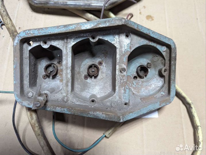 Газ 24 первая серия корпуса стопов СССР