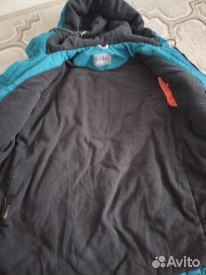 Куртка для мальчика на рост 152 см