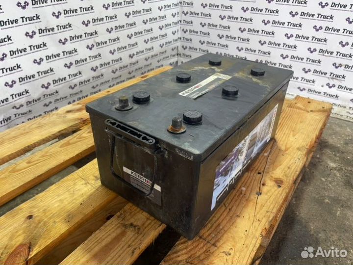 Аккумулятор 12 V Renault Magnum DXI13.480