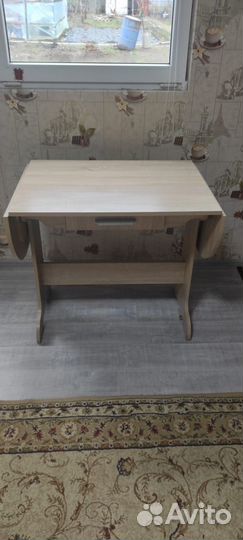 Кухонный стол бу