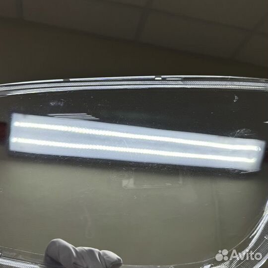 Уцененное стекло для фары Kia Cerato (2006-2009) Л