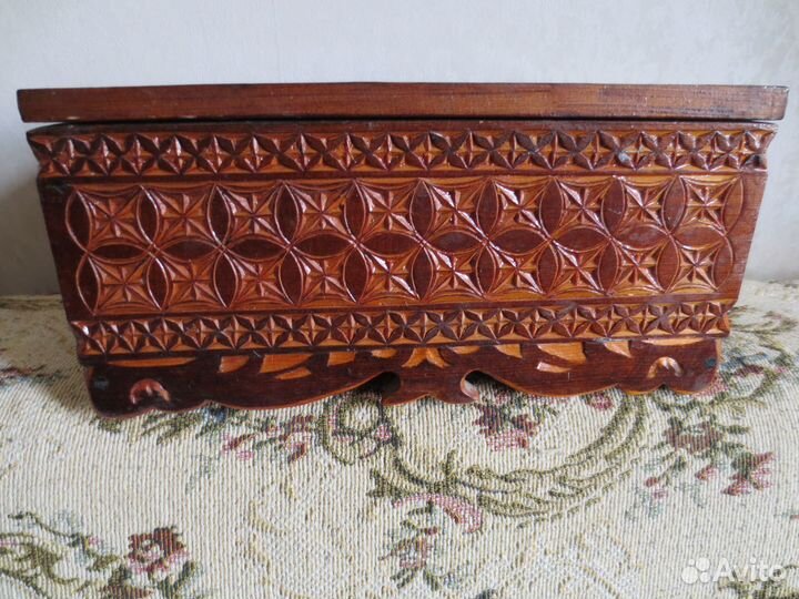 Деревянная резная шкатулка СССР