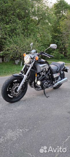 Yamaha V-Max 1200