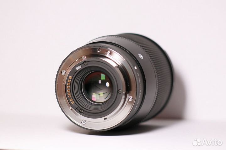 Sigma AF 16mm f/1.4 DC DN Contemporary