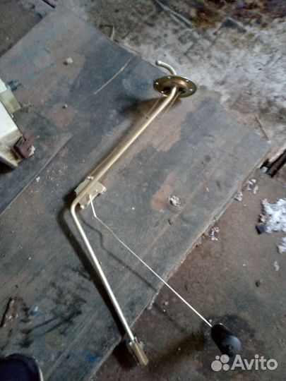 Поплавок бензобака